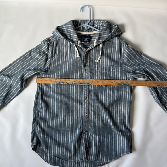 American Eagle Men’s Outfitters Blue and White Casual Button Down Shirt medium - Picture 9 of 11